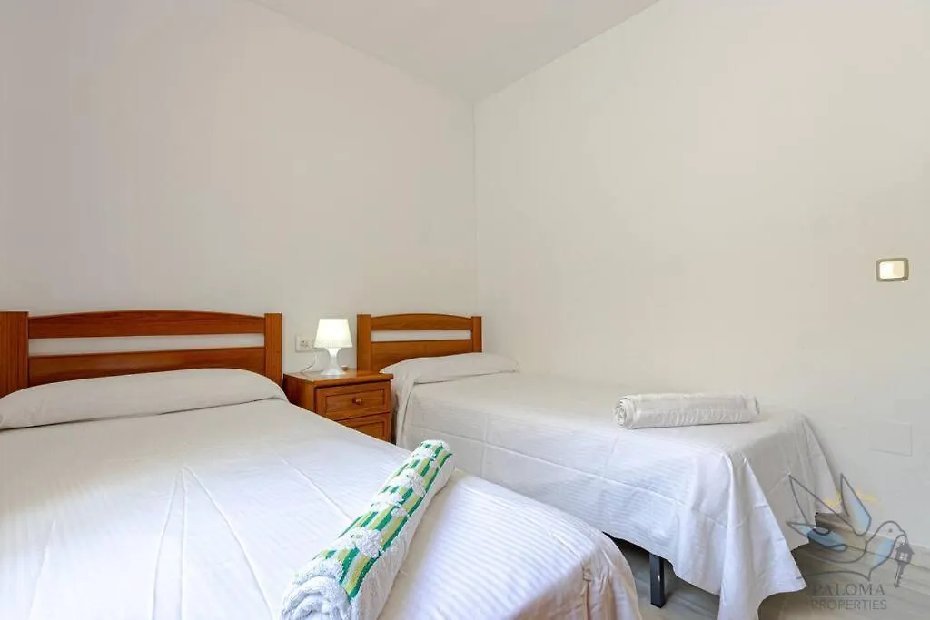3Bdr 2 Bath Apt With Parking In The Best Location Benalmadena Apartment