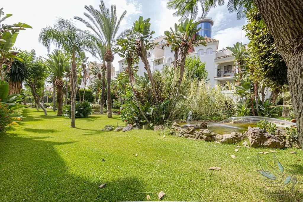 3Bdr 2 Bath Apt With Parking In The Best Location Benalmadena 0*,
