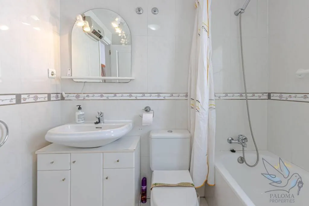 3Bdr 2 Bath Apt With Parking In The Best Location Benalmadena